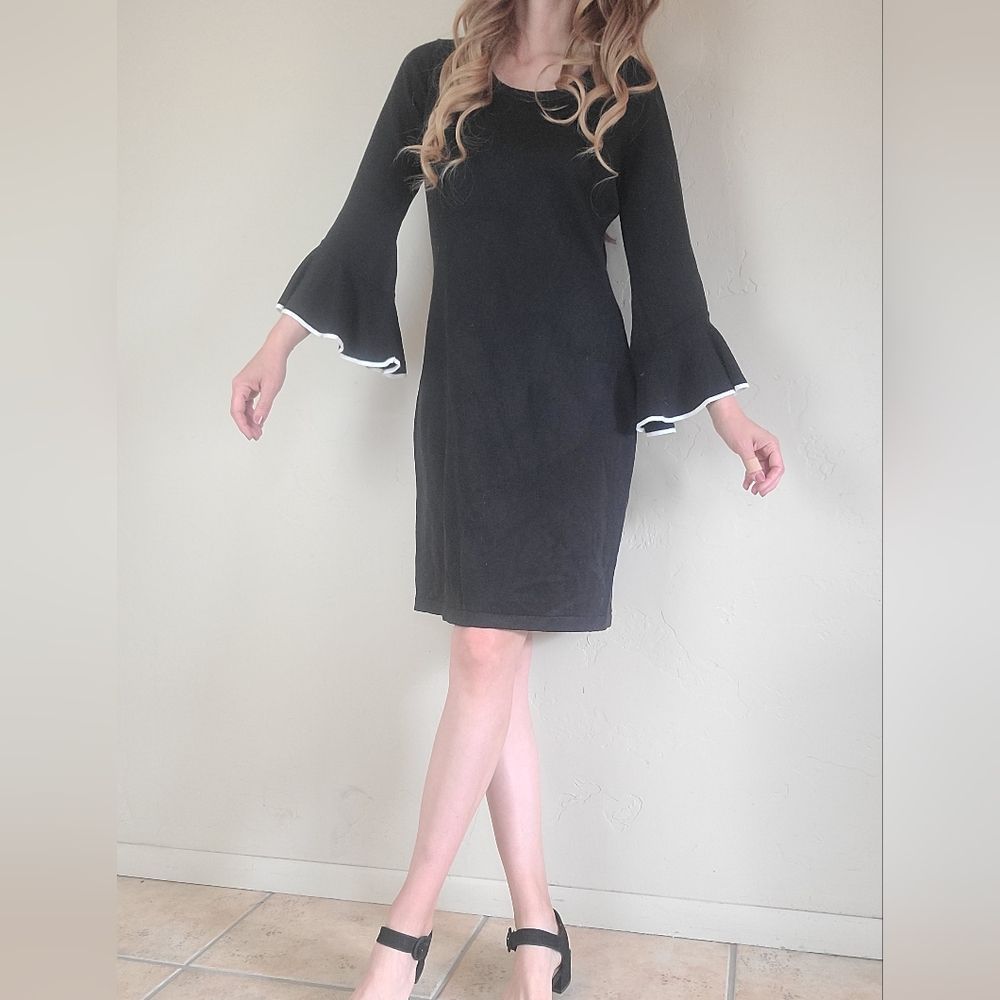 Calvin Klein Black Sweater Work Dress Size Medium Bell Sleeve Stretch Pullover